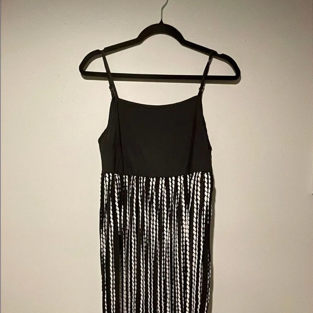 Gracia Black and White Dress